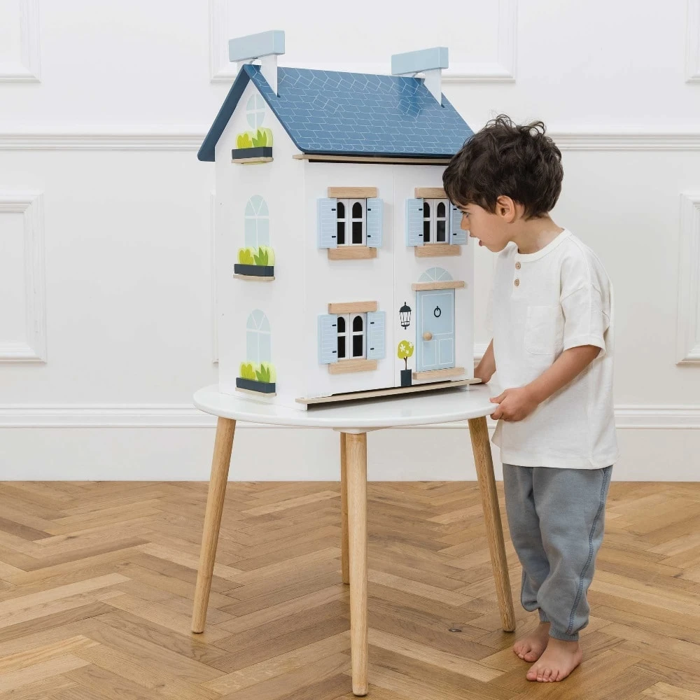 Le Toy Van Sky House With Campervan And Family - Image 7