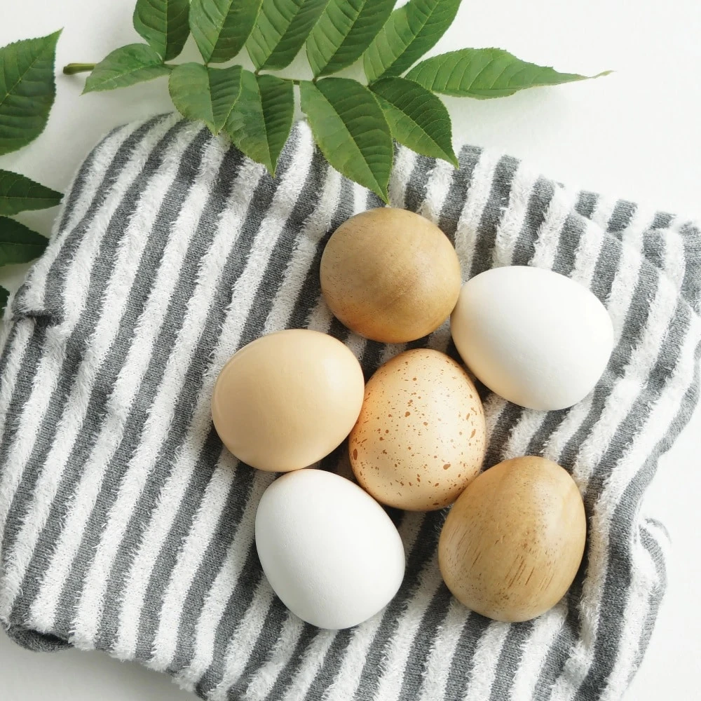 Le Toy Van Farm Eggs Half Dozen Crate - Image 2