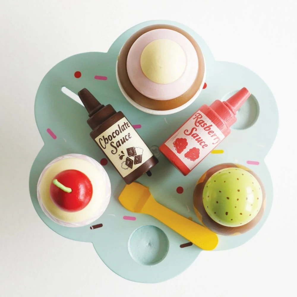 Le Toy Van Ice Cream Trolley Bundle - Image 11